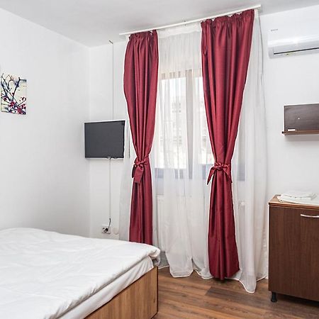 Hotel La Platouri Voluntari 外观 照片
